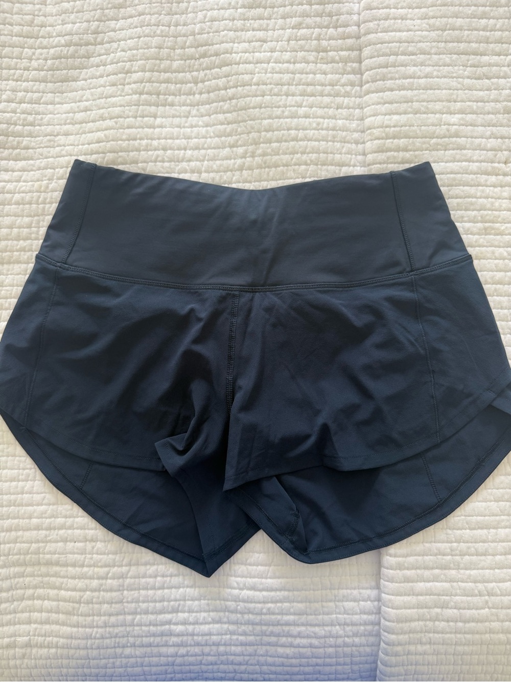 Lululemon Athletica Size 6 Speed Up High Rise 2.5” Short Navy